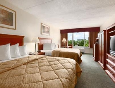Baymont Inn & Suites Clearwater Habitación foto